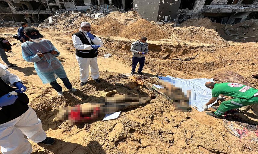 İsrail'in çekilmesiyle ortaya çıkan dehşet: Gazze'deki toplu mezarlar insanlık dışı bir manzara sergiliyor!
