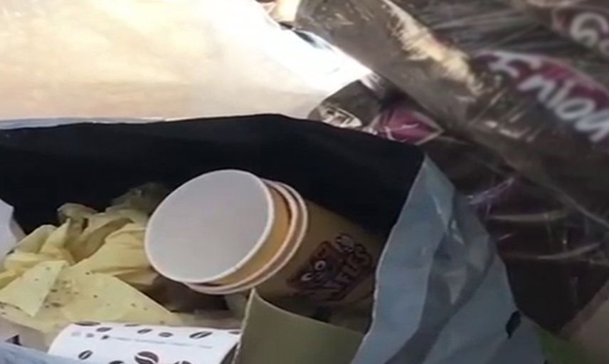 İstanbul Beylikdüzü'nde skandal olay: Kargo şubesinde kullanılmış karton bardak şoku!