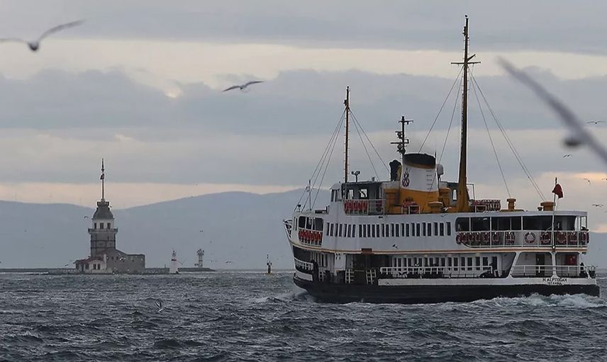 İstanbul Boğazı'nda Gemi Trafiği Çift Yönlü Olarak Askıya Alındı