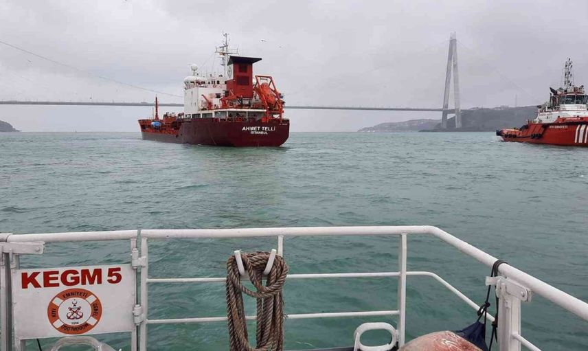 İstanbul Boğazı’nda hareketlilik: Gemi trafiği çift yönlü kapatıldı