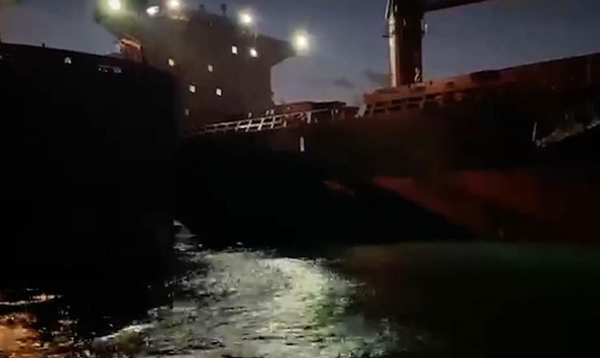 İstanbul Boğazı’nda korku dolu anlar: İki gemi çarpıştı!