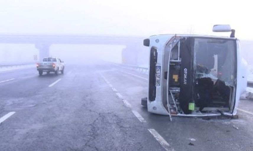 İstanbul Çatalca'da Polis Memurlarını Taşıyan Minibüs Devrildi: Çok Sayıda Polis Memuru Yaralandı!