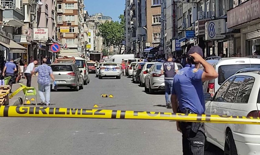 İstanbul Fatih'te 'park etme' kavgası: 1'i ağır 3 kişi yaralandı!