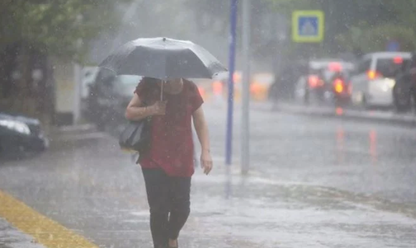 İstanbul için peş peşe uyarı verildi: Sağanak yağış geri geliyor! İşte güncel hava durumu raporu