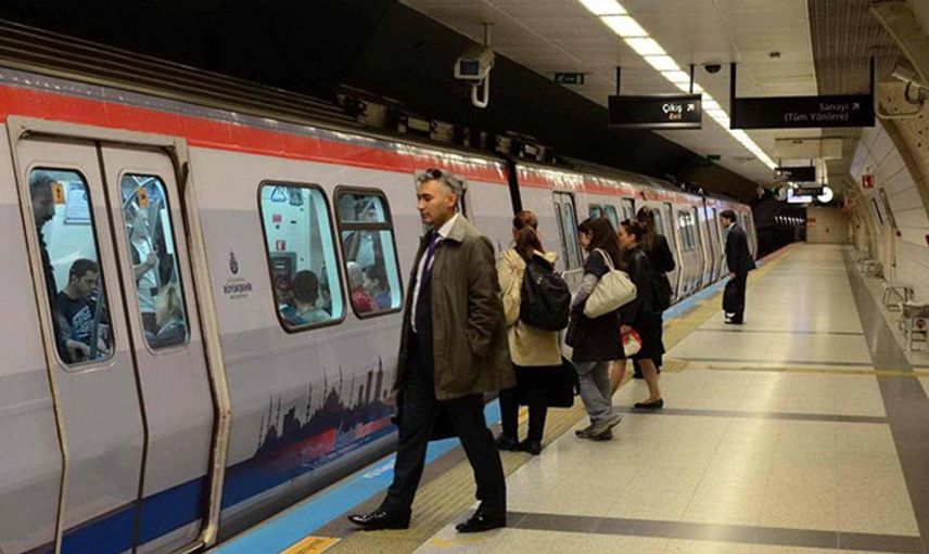İstanbul Metrosu Sefer Saatlerini Düzenledi