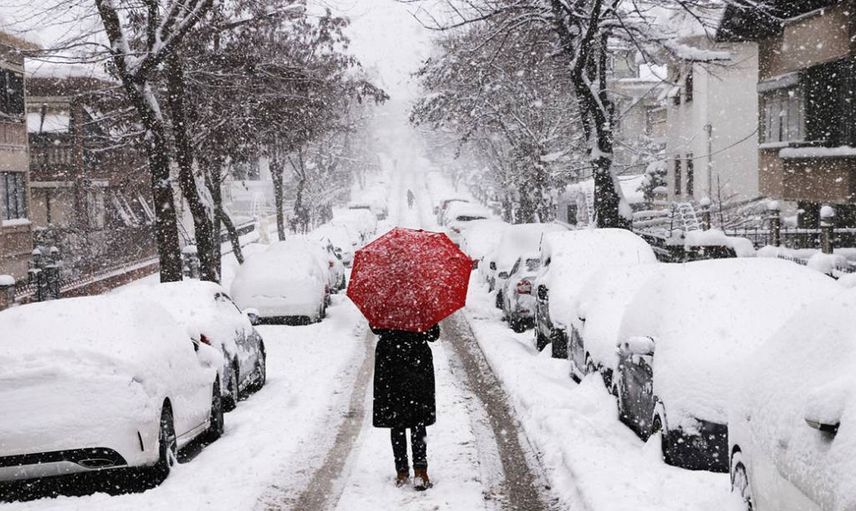 İstanbul özel sektör çalışanları 10 Mart Perşembe bankalar açık mı, kargolar çalışacak mı, tatil mi? İstanbul'da resmi kurumlar açık olacak mı?