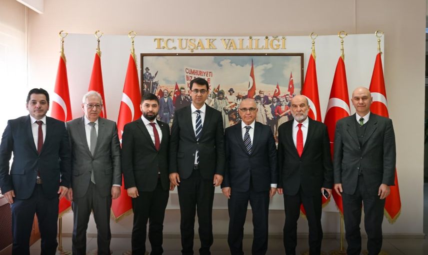 İstanbul Uşaklılar Vakfı Memleketinde İlk İftarını Verdi
