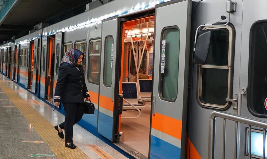 İstanbul Valiliği duyurdu: Taksim ve Şişhane istasyonları kapatıldı
