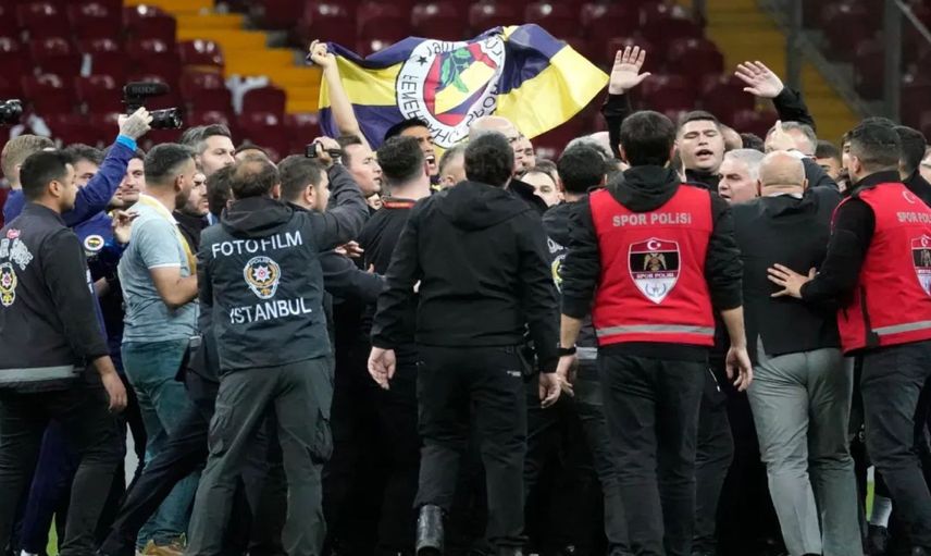 İstanbul Valiliği’nden Galatasaray Fenerbahçe derbisi açıklaması: 5 kişi hakkında adli işlem başlatıldı