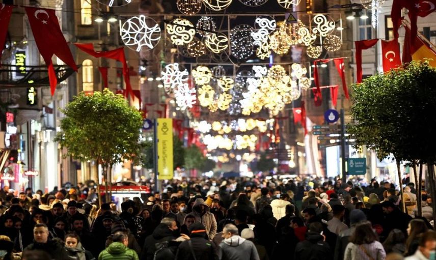 İstanbul Valisi yılbaşı tedbirlerini açıkladı: 55 bin 556 personel görev yapacak