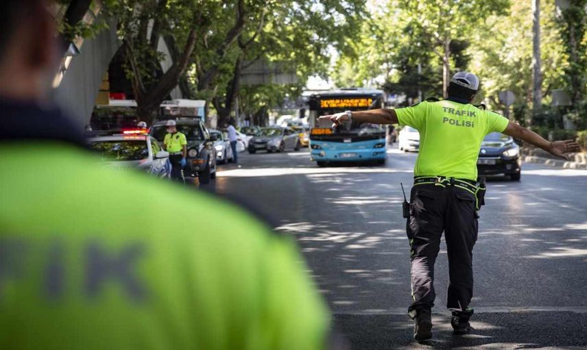 İstanbul’da 15 Mayıs günü trafiğe çıkacaklar dikkat! Valilikten son dakika açıklaması