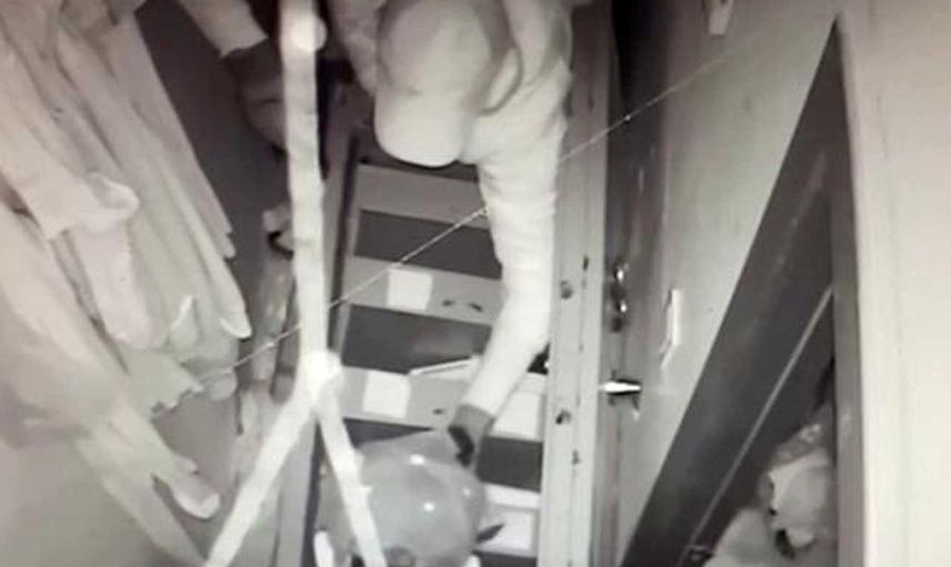 İstanbul'da akılalmaz hırsızlık! Duvarı delip mağazadan 450 bin değerinde ürün çaldı: O anlar kameralara yansıdı