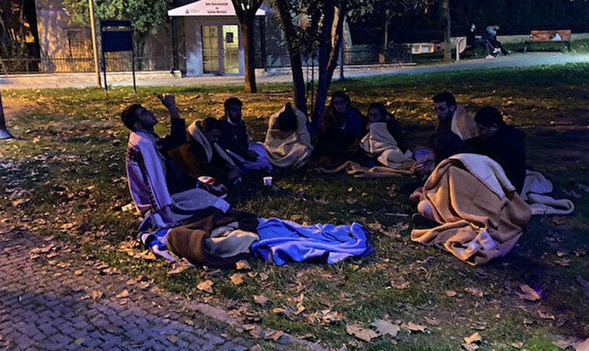 İstanbul'da Barınamıyoruz Provakasyonu! İçlerinde Öğrenci Olmayanlar da Var