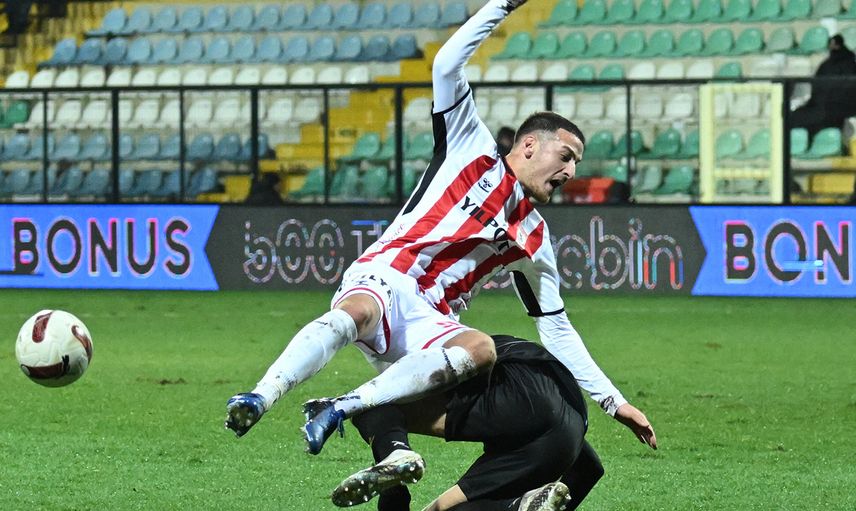 İstanbul'da kazanan çıkmadı: İstanbulspor ve Samsunspor puanları paylaştı