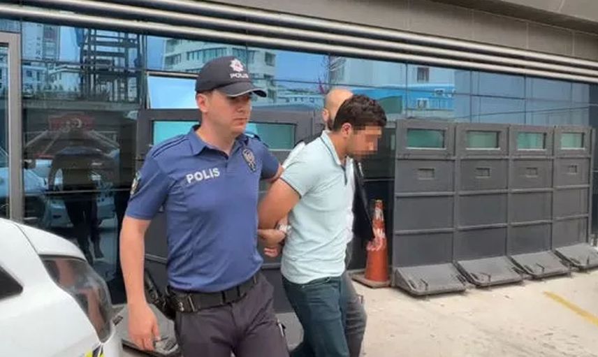 İstanbul'da korkunç olay! Duş alan kadını banyonun penceresinden izledi, öfkeden deliye dönen kocadan meydan dayağı yedi