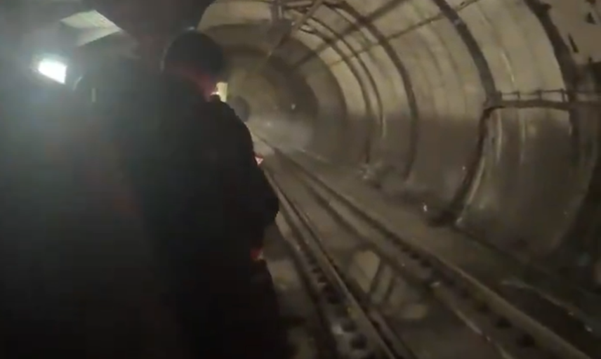İstanbul'da metroda korku dolu anlar!