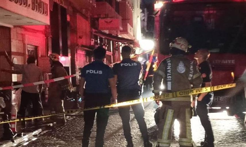 İstanbul’da otelde korkutan yangın: Turistler büyük panik yaşadı
