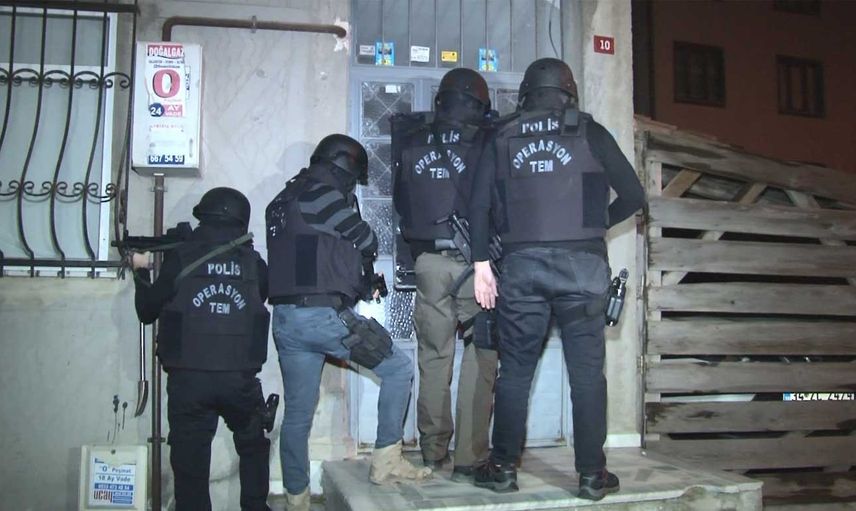 İstanbul'da PKK operasyonu: Örgüte eleman toplayan öğretmen yakalandı!
