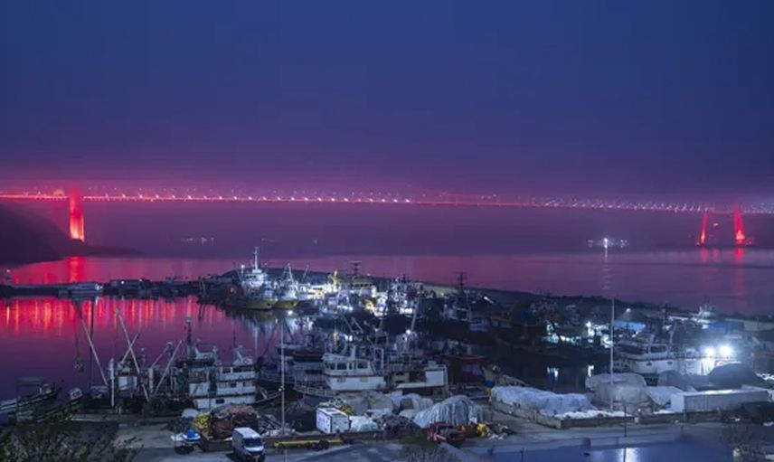 İstanbul’da sis etkili oldu: Bazı seferlerde aksamalar meydana geldi