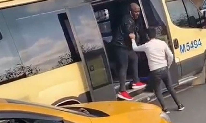 İstanbul'da Taksici Terörü Son Bulmuyor! Bu Kez Demir Sopa İle Saldırdılar