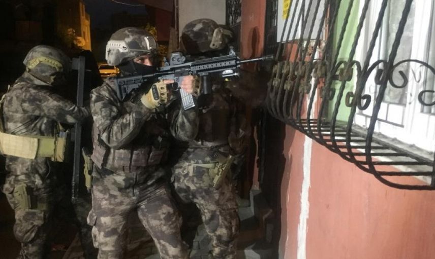 İstanbul'da Terör Örgütü DEAŞ'a Operasyon: 7 Zanlı Yakalandı!