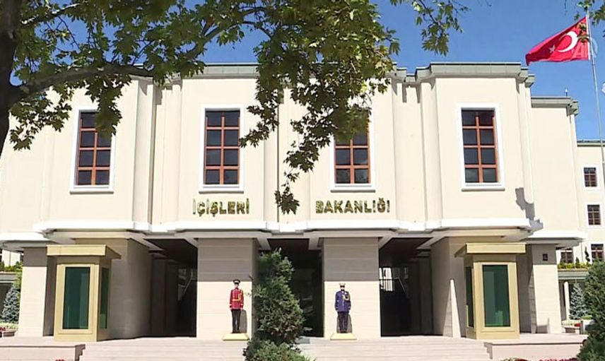 İstanbul'da Toplu Taşımadaki Yaş Kısıtlaması Kaldırıldı