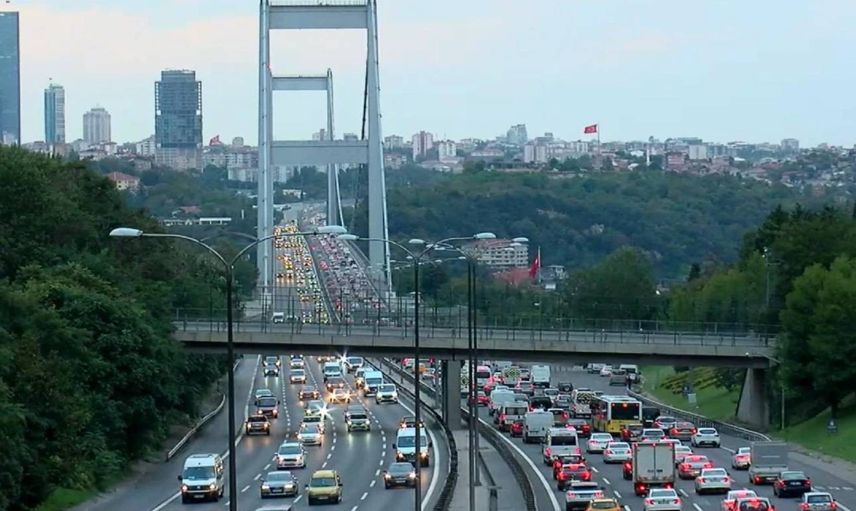 İstanbul’da ulaşıma Filistin ayarı: Çok sayıda yol trafiğe kapatıldı