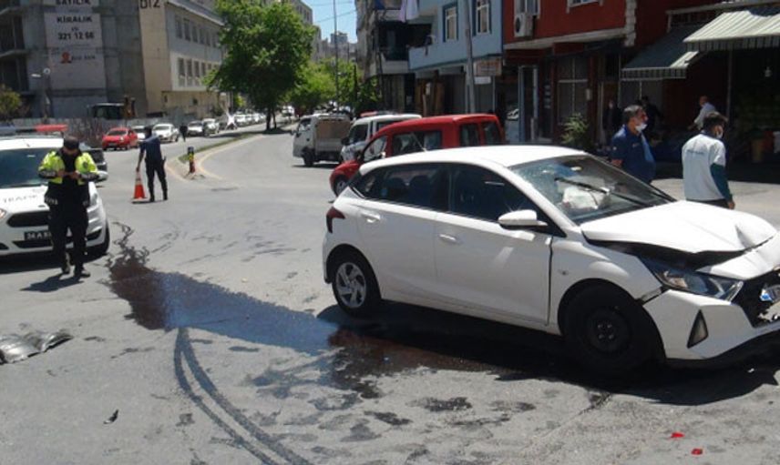 İstanbul'da Zincirleme Kaza Sonrası Genç Kadın Şoka Girdi
