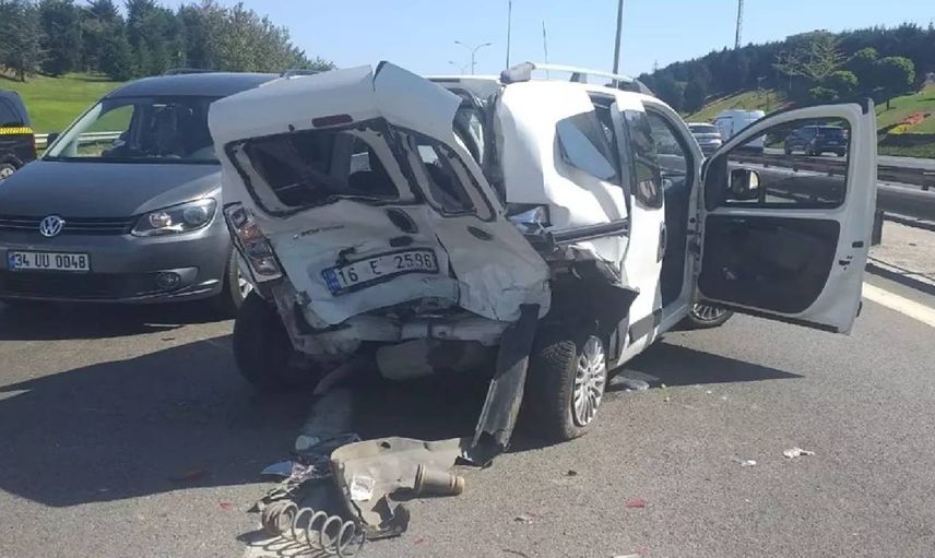 İstanbul’da zincirleme kaza: Yaralılar var