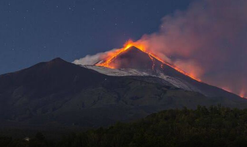 İtalya'da Etna Yanardağı hareketlendi: Sarı alarm seviyesine geçildi