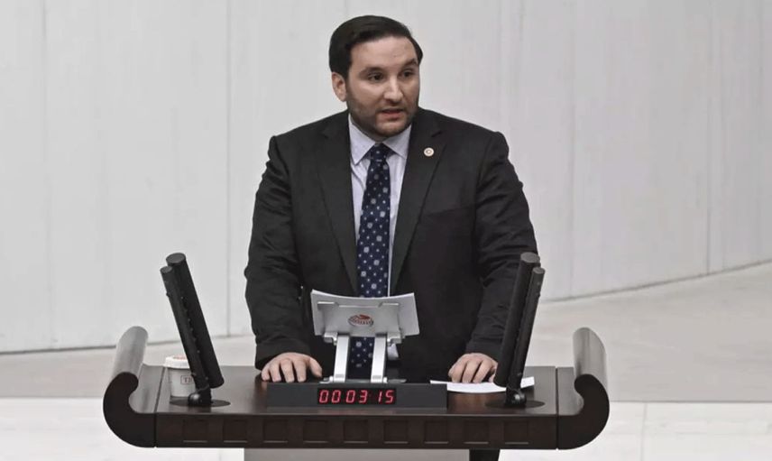 İYİ Parti git gide eriyor: Adana Milletvekili Bilal Bilici istifa etti