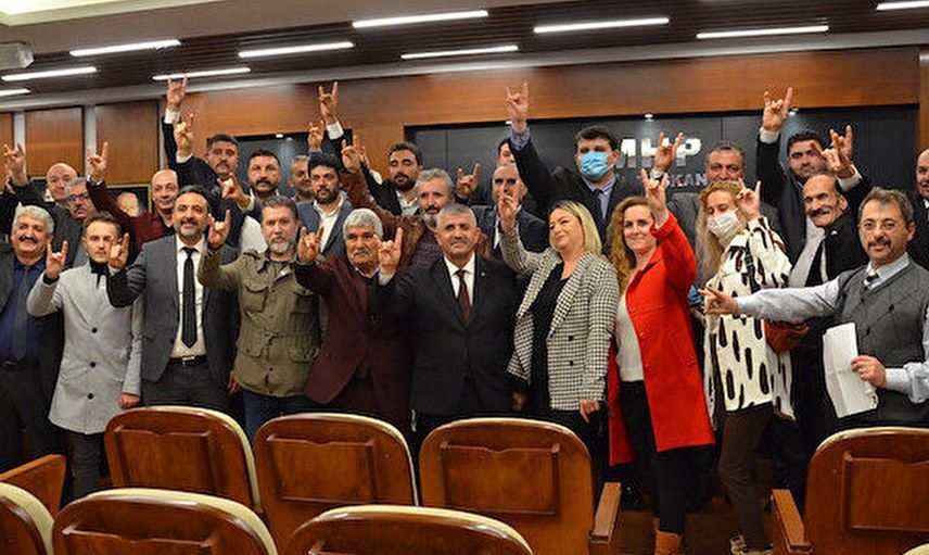 İYİ Parti'den Ayrılanlar MHP'ye Döndüler
