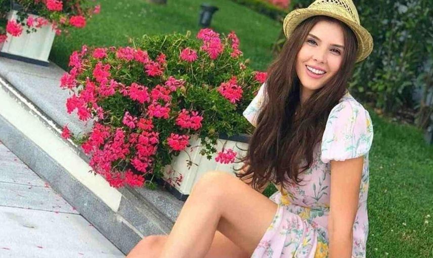 İyilik dizisinin Neslihan'ı Hatice Şendil minili poz