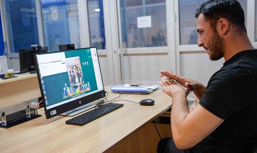 İzmir büyükşehir'den işitme cihazı desteği