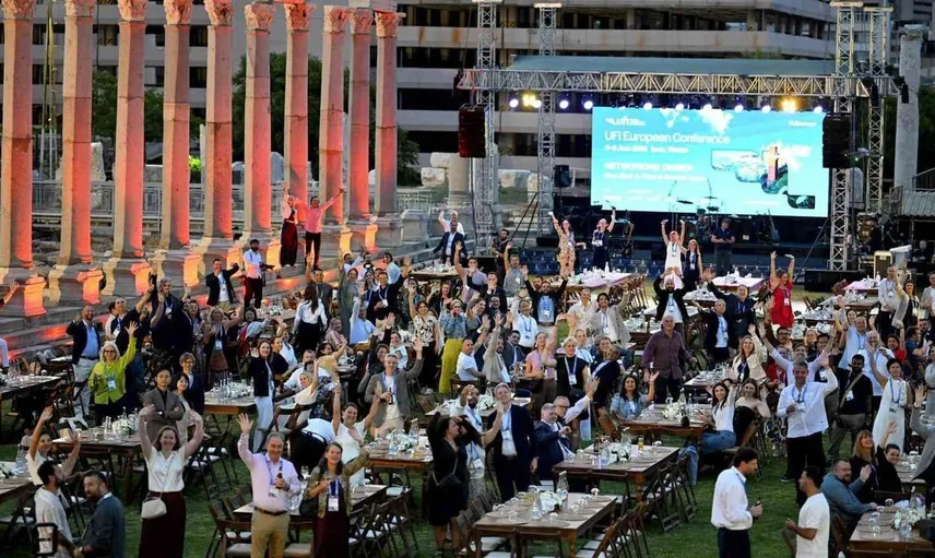 İzmir, UFI'nin En Kalabalık Bölgesel Konferansına Ev Sahipliği Yaptı
