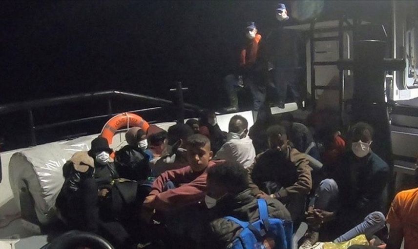 İzmir ve Aydın'da Yunanistan Unsurlarınca Türk Kara Sularına İtilen 128 Sığınmacı Kurtarıldı