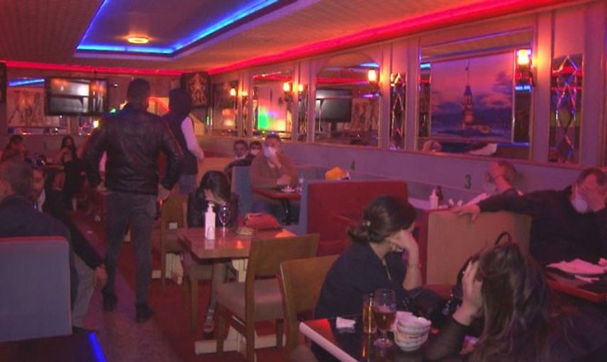 İzmir'de Gece Kulübüne Baskın: 'Adam mı Öldürdük?' Tepkisi