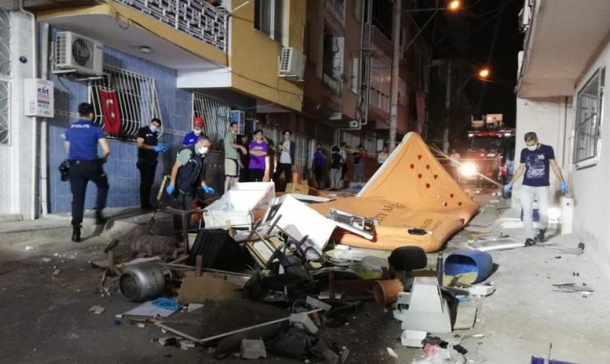 İzmir'de Kiracı Ortalığı Birbirine Kattı