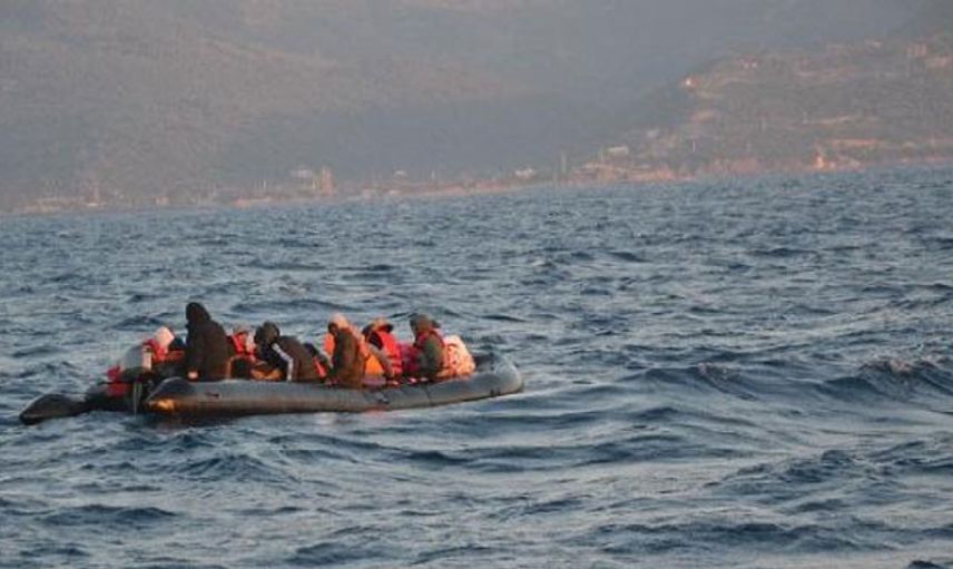 İzmir'de Lastik Botu Patladı: Göçmenler Hayatını Kaybetti