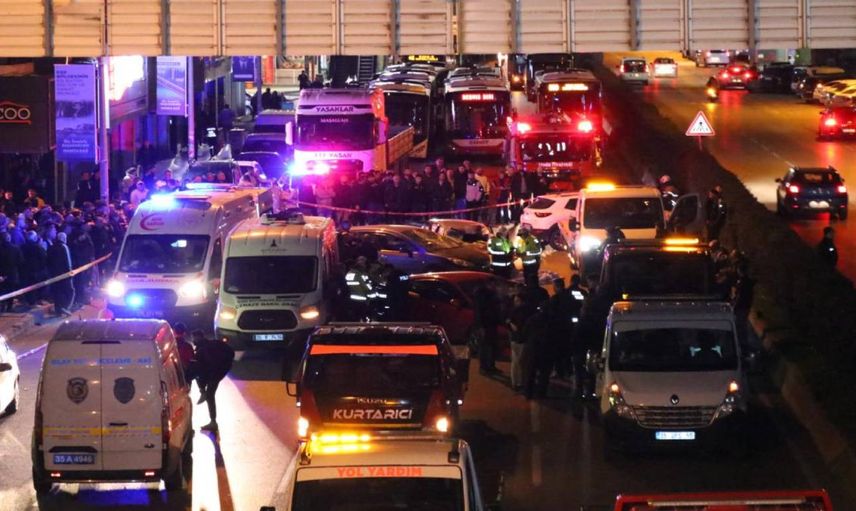 İzmir’de zincirleme kaza: 2 ölü, 7 yaralı var