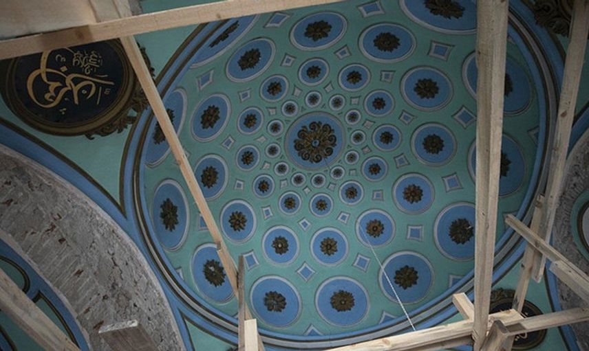 İzmir'deki 400 Senelik Hatuniye Camii Yenilenerek Tekrar İbadete Açılacak