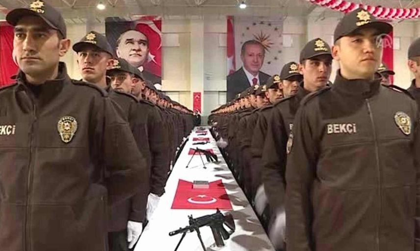 Jandarma 3000 bekçi personel alımı yapılacağını duyurdu! Başvuru şartları nelerdir?
