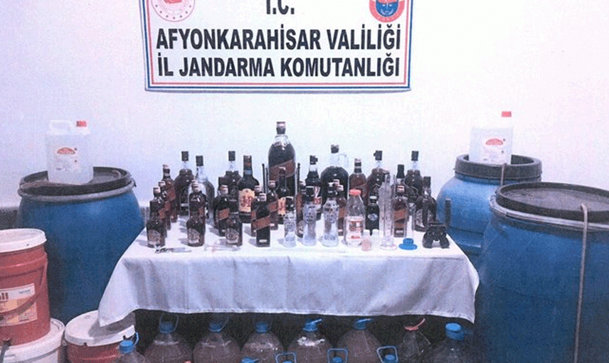 Jandarma Sahte Alkol Operasyonu Düzenledi! CHP'li Başkan Suçüstü Yakalandı