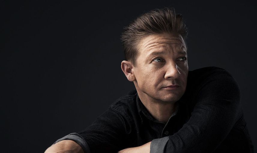 Kar küreme aracının altında kalmıştı: Jeremy Renner'dan sevindiren ilk fotoğraf geldi