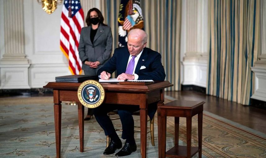 Joe Biden imzayı attı: ABD hükümeti 1 saat farkla kurtuldu