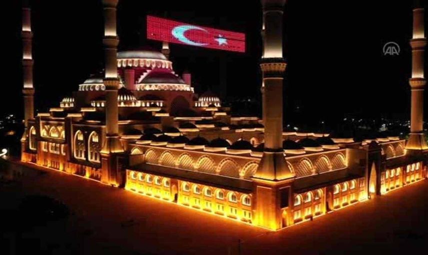 Kadir gecesi mesajları: Dualı, ayetli, resimli kadir gecesi mesajları ve sözleri! Whatsapp  hayırlı kandil mesajı