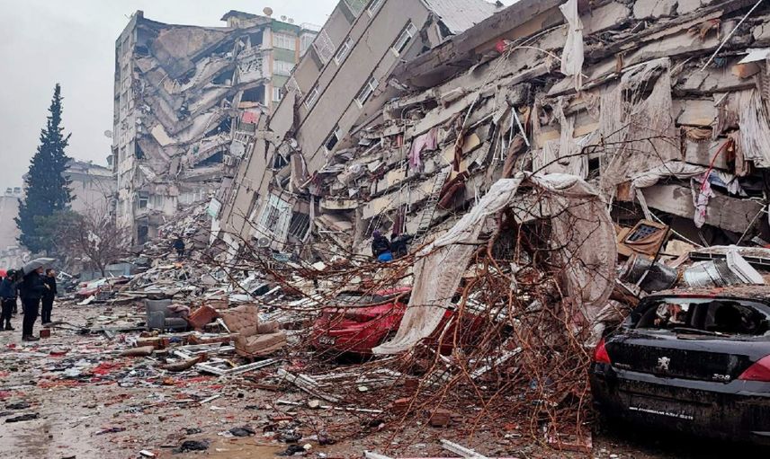 Kahramanmaraş depremi İngiliz manşetlerinde: 100 yılın en büyük felaketi