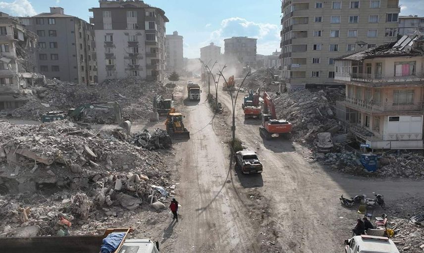 Kahramanmaraş güne depremle uyandı: Naci Görür’den açıklama geldi