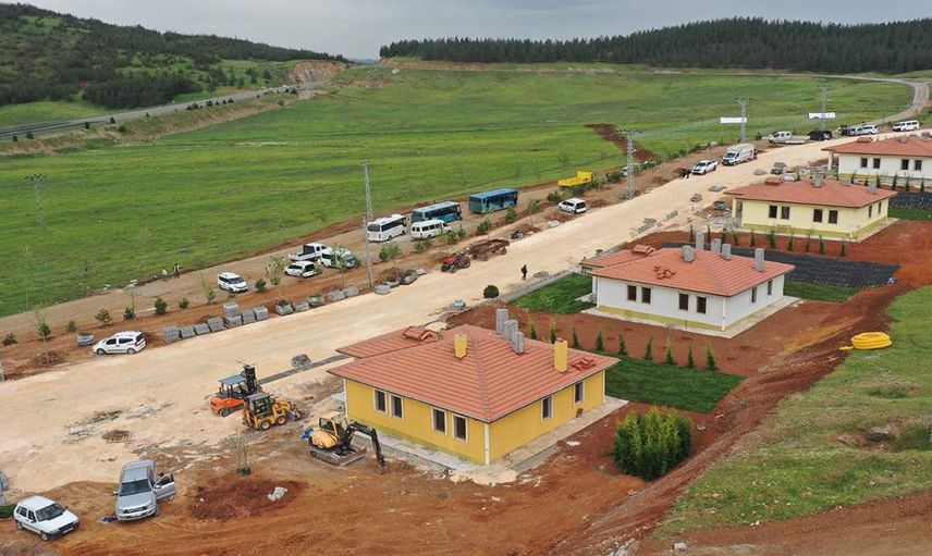 Kahramanmaraş’ta yaralar sarılıyor: 92 köy evi yapımı sona yaklaştı