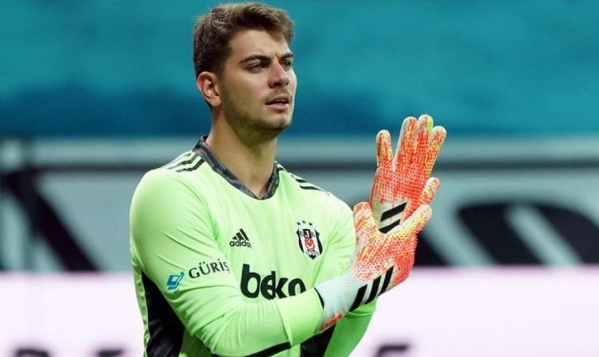 Kaleci Utku Yuvakuran Beşiktaş ile 3 Yıllık Yeni Sözleşme İmzaladı